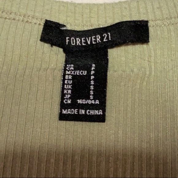 forever 21 green button top - Picture 3 of 5